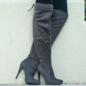Black over-the-knee heeled boots